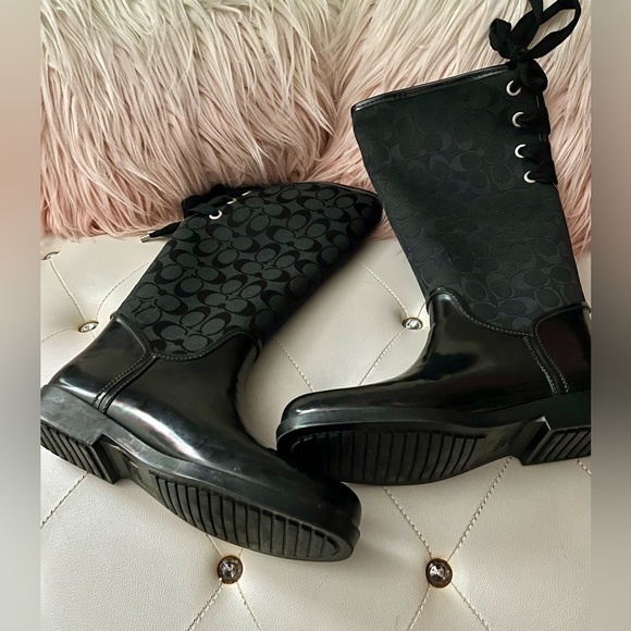 Coach Black Signature Jacquard Back Lace Up Rain Boots Size 11B/41 - Picture 4 of 15